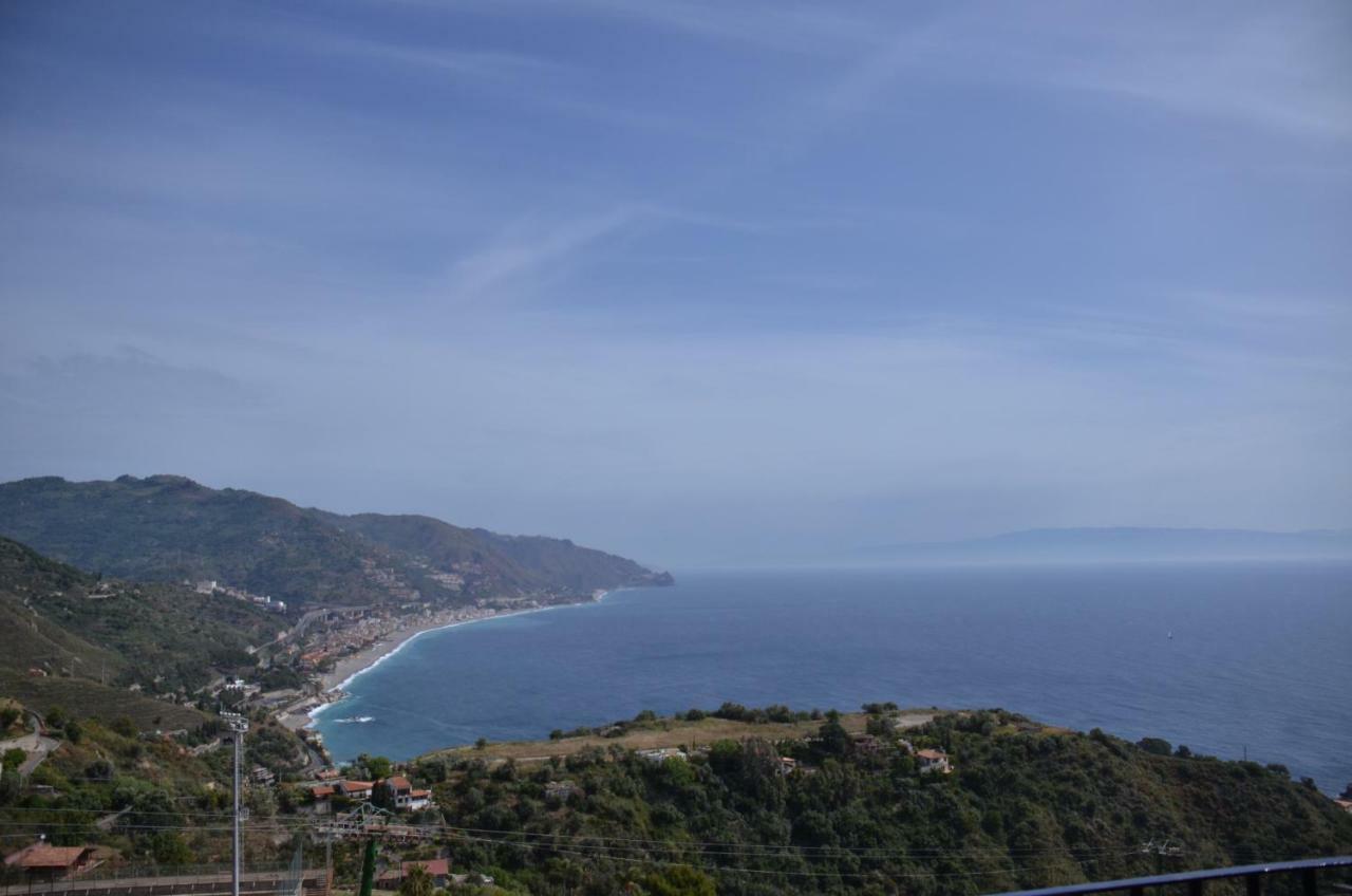 Apartment L'Attico Taormina Buitenkant foto